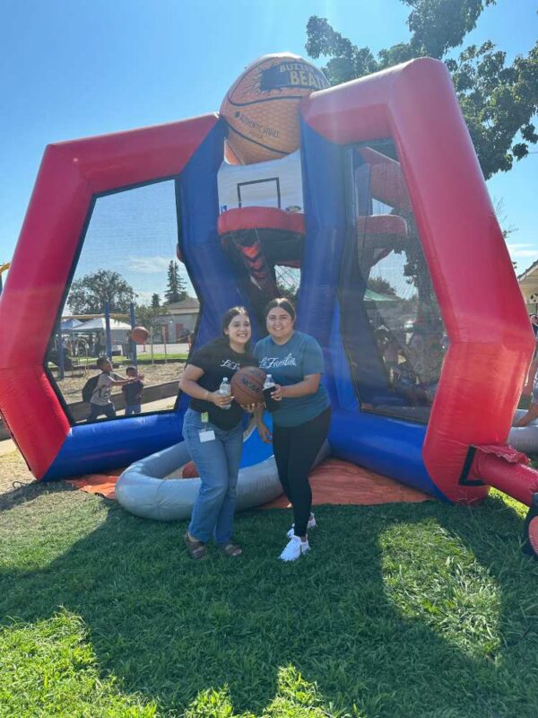 Fitness, wellness and Nutritional event at La Familia's October Miercado Night